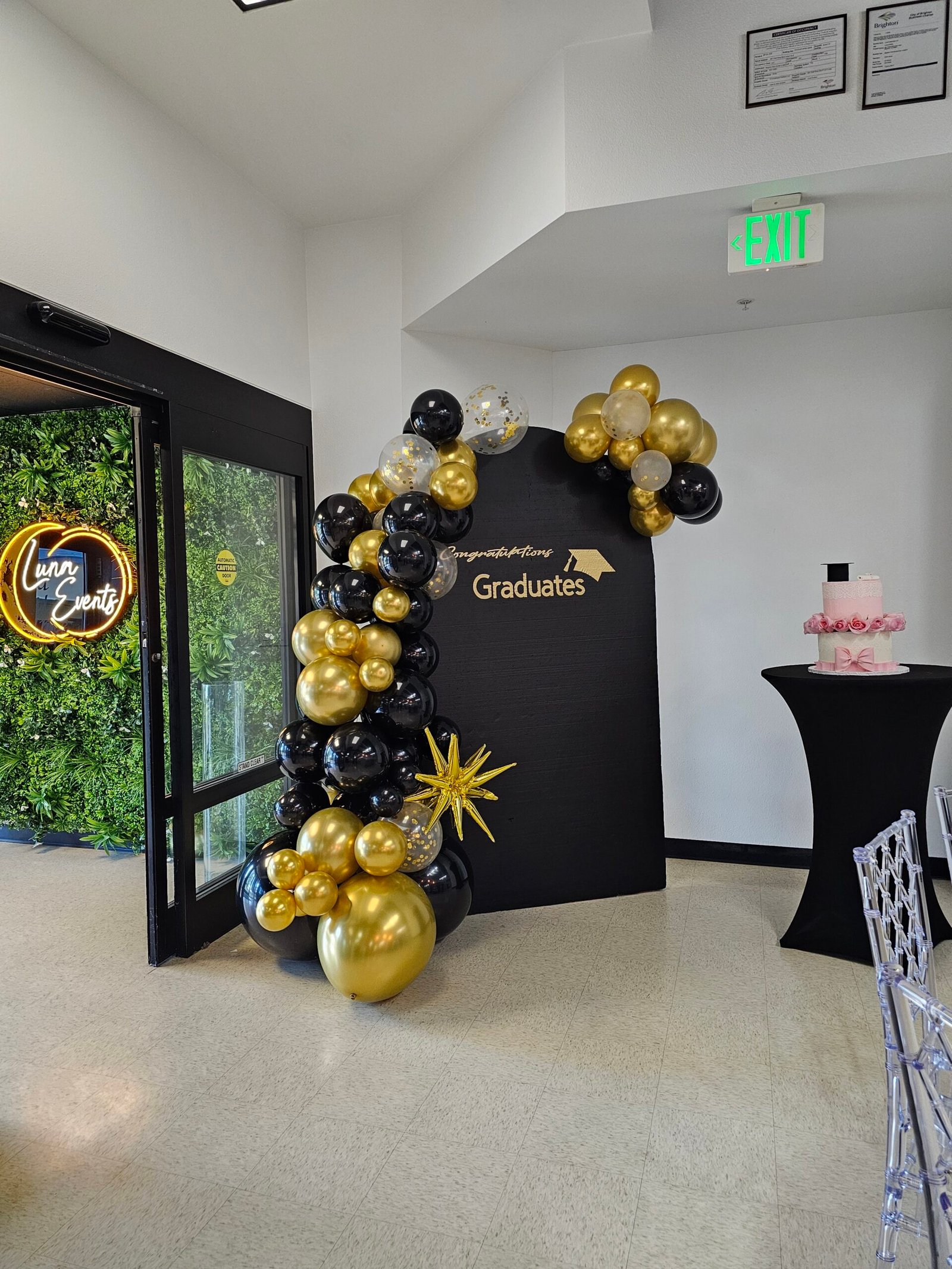 LunaEvents_GraduationPic (19)